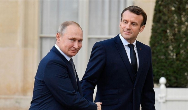 فرنسا تحقق مع صحفها المحليّة بعد نشرها مكالمة مُسربة بين بوتين وماكرون