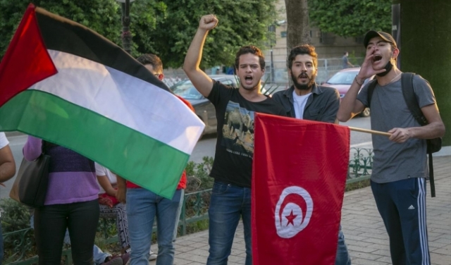 تونسيون يدعون إلى تخصيص 
