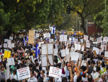 الهند: احتجاجات واسعة ضد "تواطؤ السلطات" في جريمة اغتصاب