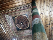 مسجد "الألواح الخشبيّة" تحفة معمارية بدون مسامير 