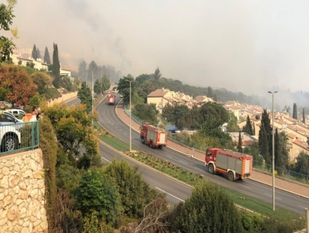 عمليات إخماد حرائق جبال الناصرة مستمرّة.. ولا خطر على السكان