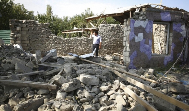 أذربيجان تعلن مقتل أربعة مدنيين بسقوط صاروخ أرميني