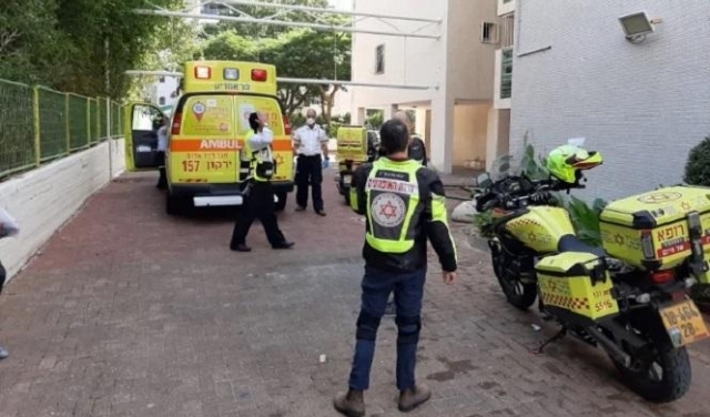 مصرع عامل إثر سقوطه في مدينة تل أبيب