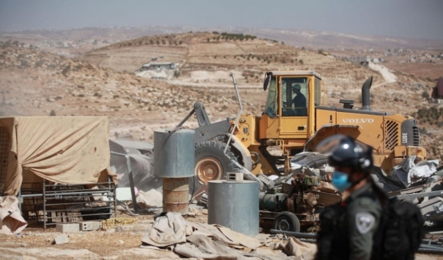 الاحتلال يهدم منازل فلسطينية في مسافر يطا بالخليل