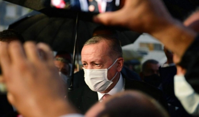 إردوغان: لتتخلّص فرنسا من ماكرون 