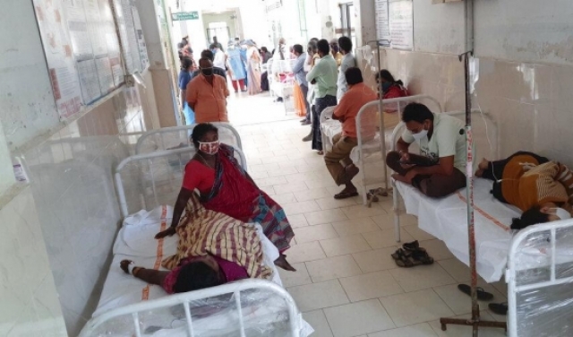 وفاة شخص وإصابة العشرات بمرض مجهول في الهند