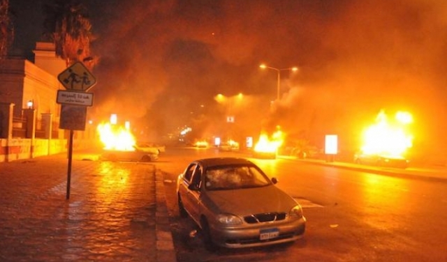 للمرة الثانية: اندلاع حريق بمستشفى بمصر يقتل 7 مصابين بكورونا