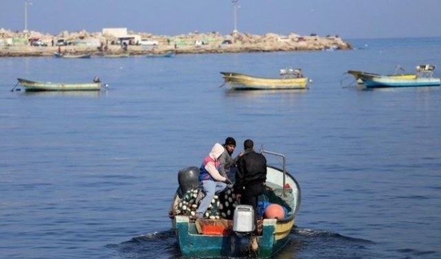 مصر تعتقل 3 صيادين غزيّين