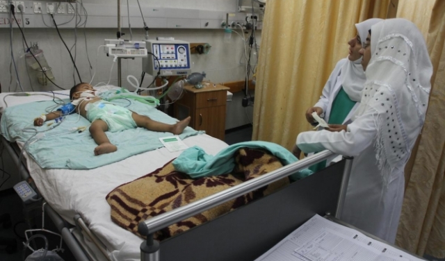 غزة: نفاد مادة فحص مخبريّ يهدّد حياة حديثي الولادة