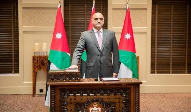 حكومة الخصاونة تنال ثقة البرلمان الأردنيّ