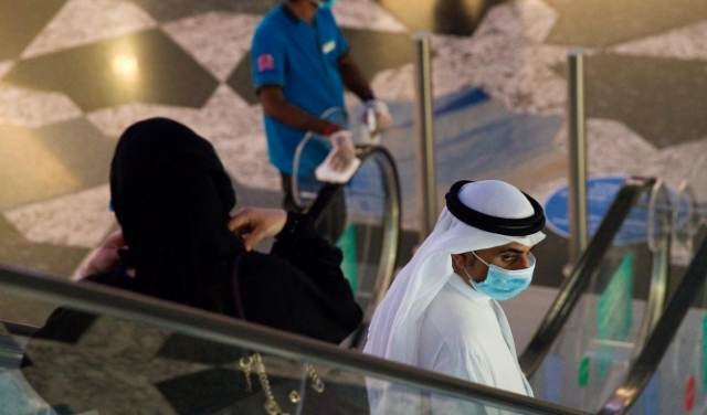 شكوك: فحوصات كورونا في دبي 