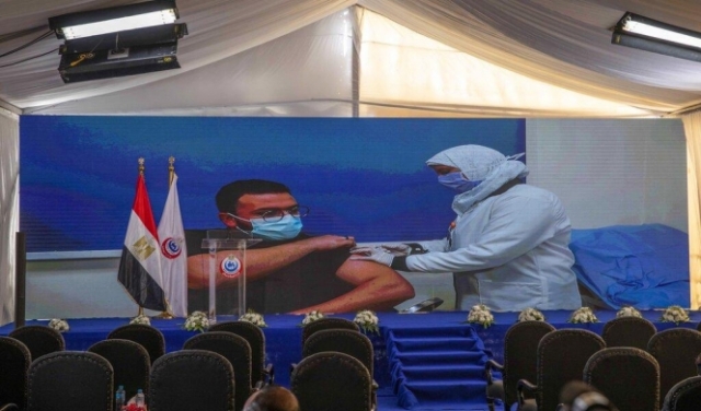 مصر تبدأ حملة التطعيم ضد فيروس كورونا