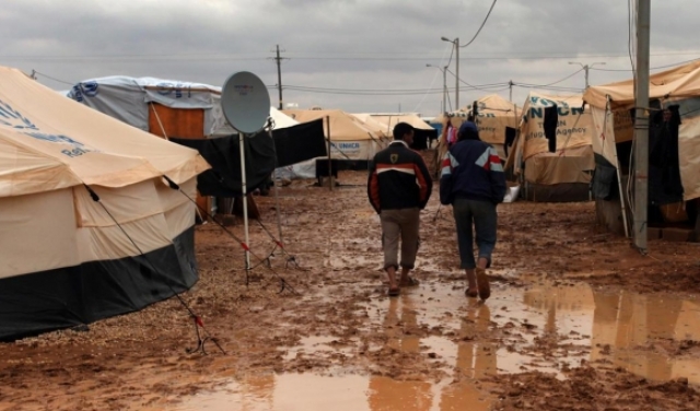 خيام اللاجئين السوريين في لبنان وقسوة البرد