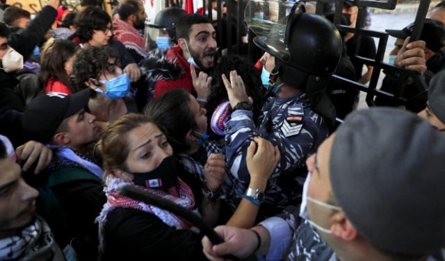 لبنان: إصابات في مواجهات بين محتجين وقوى أمنية