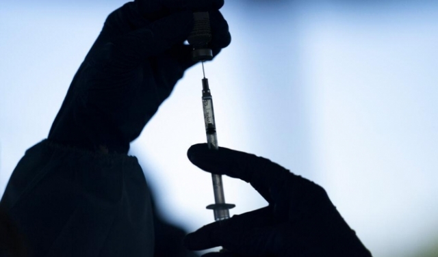 تفتيش مصنع لأسترازينيكا في بلجيكيا جراء التأخير بتسليم اللقاحات 