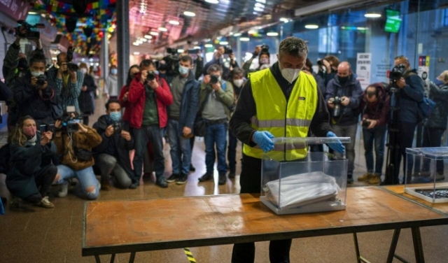 انتخابات كاتالونيا: سانشيز يحاول الإطاحة بالانفصاليين