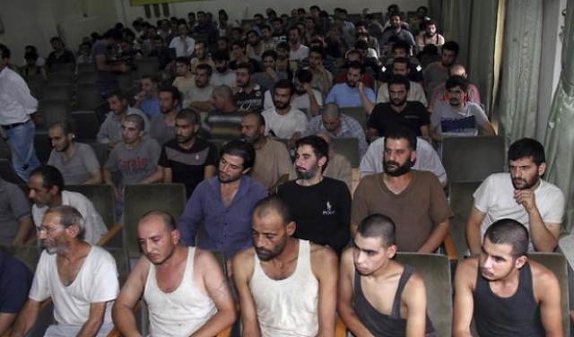 أن تكون إسرائيليًا في زنزانة الأسد فأنت حرُ