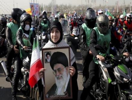 خامنئي: إيران قد ترفع تخصيب اليورانيوم إلى 60%