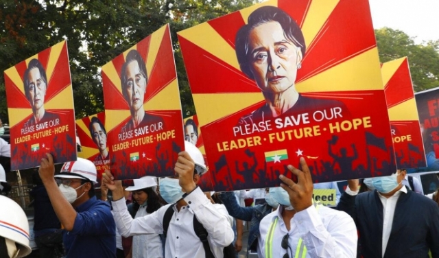  انقلاب ميانمار: 18 قتيلا بالاحتجاجات والزعيمة المخلوعة تمثل أمام القضاء