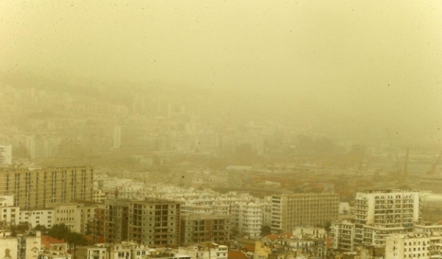 ارتفاع قتلى السيول في الجزائر إلى 10
