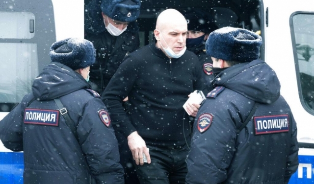 روسيا: اعتقال العشرات خلال منتدى سياسيّ للمعارضة
