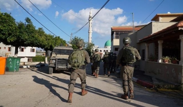 جيش الاحتلال يعتقل 3 قيادات من حركة حماس بالضفة