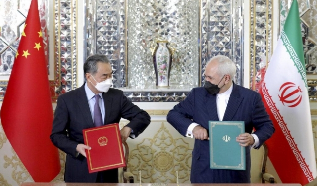 الصين وإيران توقعان اتفاقية 