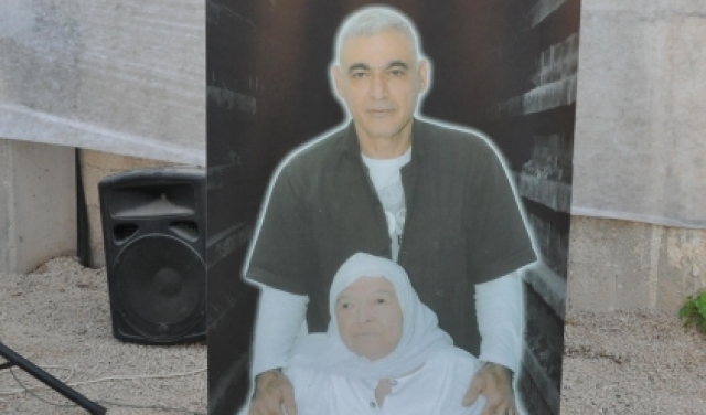 35 عاما بغياهب السجون: الأسير رشدي أبو مخ يعانق الحرية الإثنين