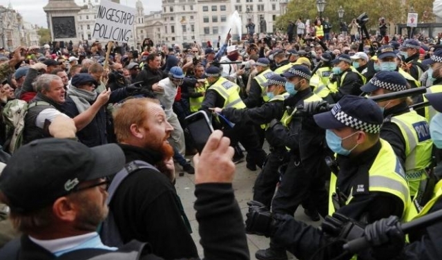 بريطانيا: اعتقال أكثر من 100 محتجّ ضد قانون صلاحيات الشرطة