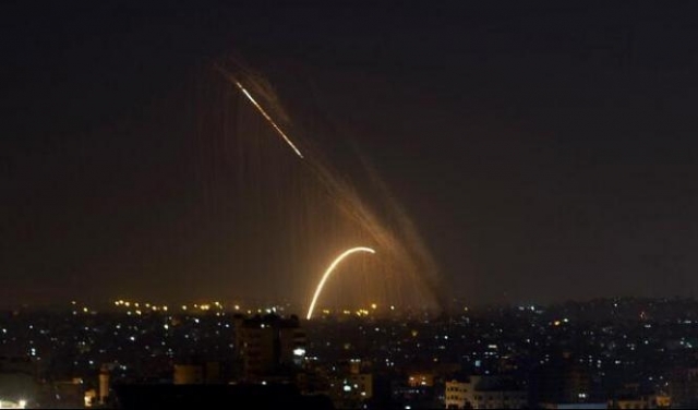 إطلاق قذيفة صاروخية من غزة 