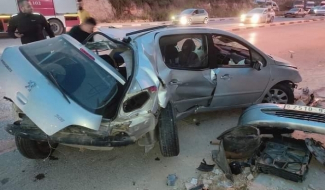 الخليل: مصرع شقيقتين و4 إصابات خطيرة في حادث طرق
