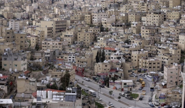 الأردن: تراجع كبير في إصابات كورونا وتوقعات برفع الإغلاق