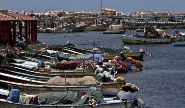 الاحتلال يغلق منطقة الصيد في قطاع غزة