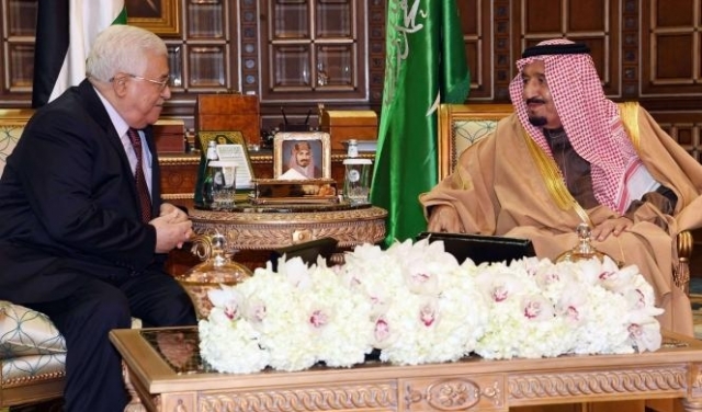 الملك سلمان لعبّاس: الرياض 