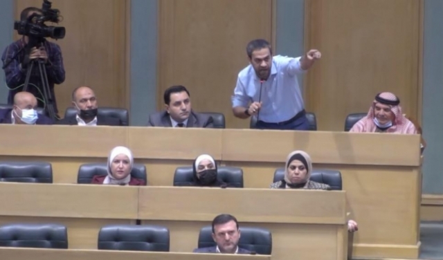 البرلمان الأردنيّ يجمّد عضوية العجارمة بعد مداخلة بشأن انقطاع الكهرباء