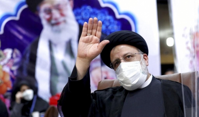 إيران: انطلاق حملة الانتخابات الرئاسية وسط لامبالاة.. 
