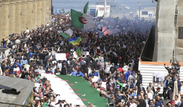 انتخابات تشريعية في الجزائر: نسبة المشاركة الرهان الأكبر