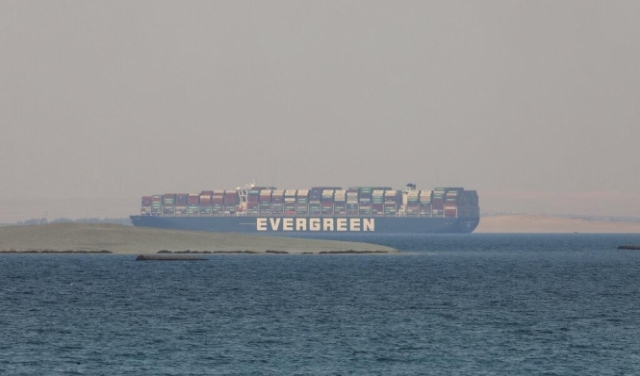 بعد أزمتها في قناة السويس: مصر تفرج عن السفينة الجانحة الأربعاء