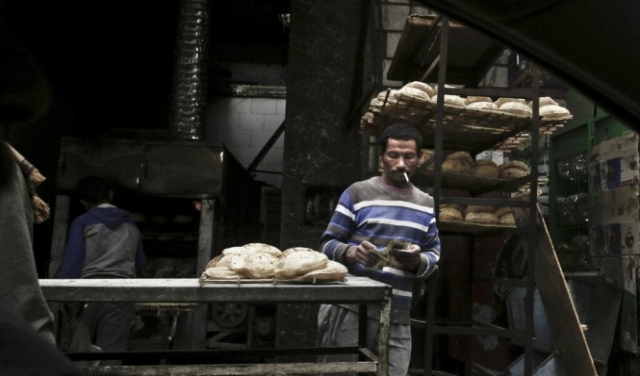 مصر: رفع سعر الخبز 300%