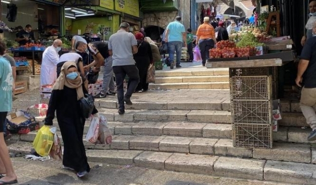 حملة لسلطات الاحتلال ضدّ محال تجارية في القدس