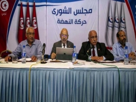 تونس: "النهضة" تطالب برفع تجميد البرلمان وتعيين رئيس للحكومة
