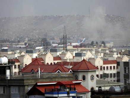 انفجار كابل: عشرات القتلى بينهم 12 جنديًا أميركيًا