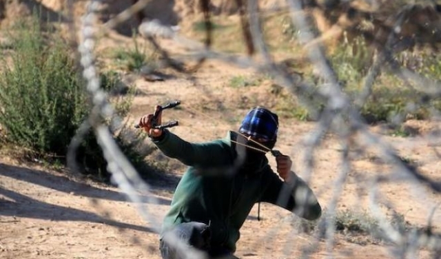 غزة: الاحتلال يعتقل ثلاثة فلسطينيين حاولوا العبور لمناطق الـ48