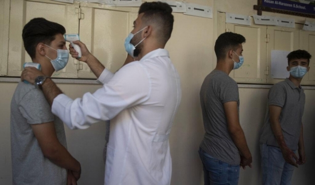 الصحة الفلسطينية: 10 وفيات و1806 إصابة جديدة بكورونا