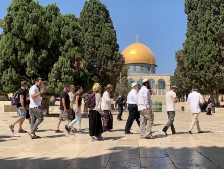 بعد رفع العلم الإسرائيلي ونفخ البوق: ما يجري بالأقصى غير مسبوق