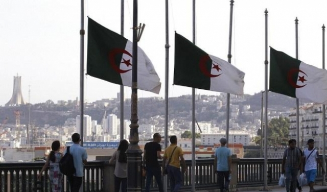 الجزائر: استدعاء سفير فرنسا احتجاجا على تشديد إجراءات التأشيرة