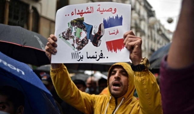 لماذا تصاعد التوتر بين الجزائر وباريس؟