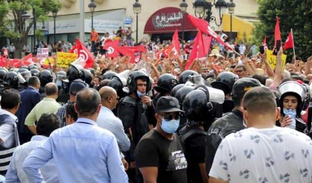 تونس: قوات الأمن تحجز معدات بث قناة مقربة من النهضة