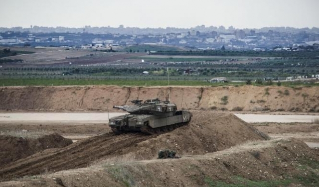 الجيش الإسرائيلي يعيد فتح طرق ومواقع بمحاذاة قطاع غزة
