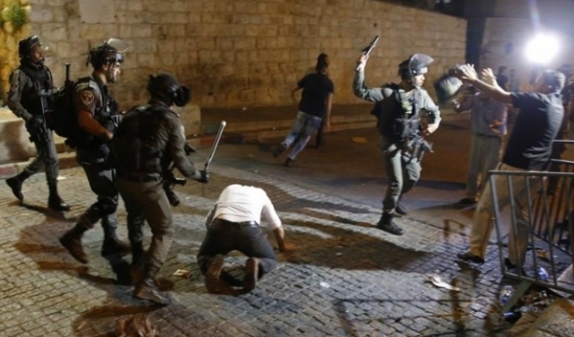 المواجهات مع الاحتلال في القدس: 17 مصابا و22 معتقلا على الأقلّ